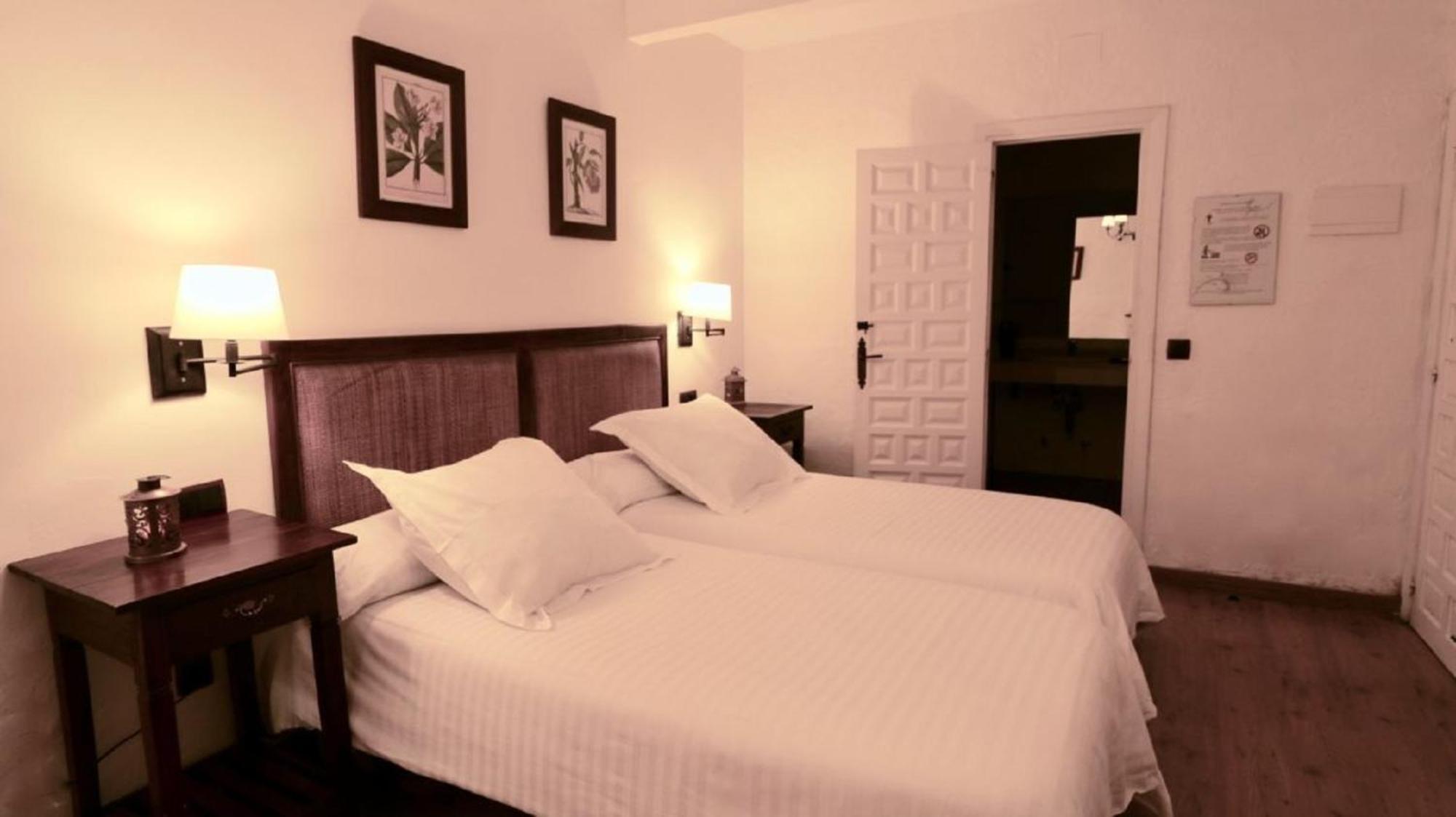 Casona De Navalmedio Hotell Cercedilla Rum bild