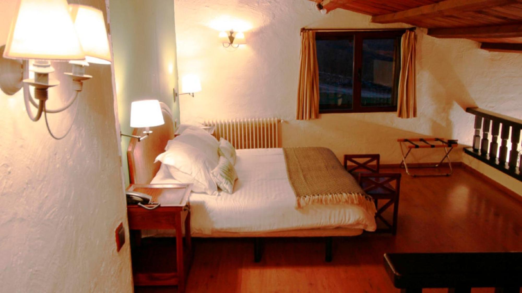 Casona De Navalmedio Hotell Cercedilla Rum bild